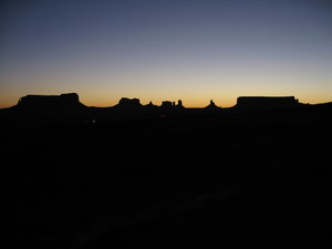 S nachts in Monument Valley
