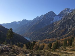 lake in south tyrol, autumn